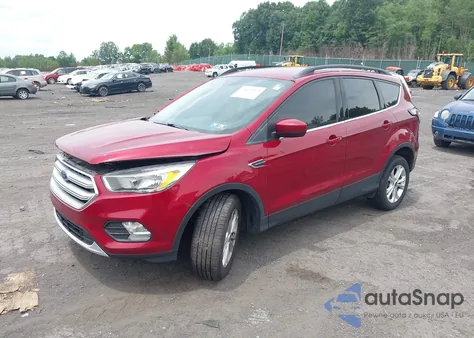 2018 Ford Escape Se из США, поврежденный, VIN 1FMCU9GD1JUD48670